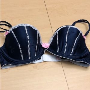 Victoria’s Secret sexy Little Things Bra